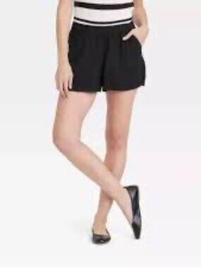 Linen Blend Shorts